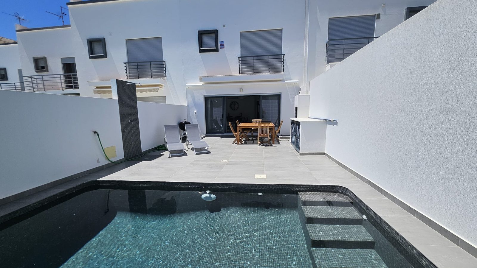 BS House Praia da Lota — Casa do Mar, moradia V3 com piscina privada